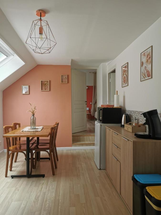 Les Lits De L'Arz Bed & Breakfast Malansac Екстериор снимка