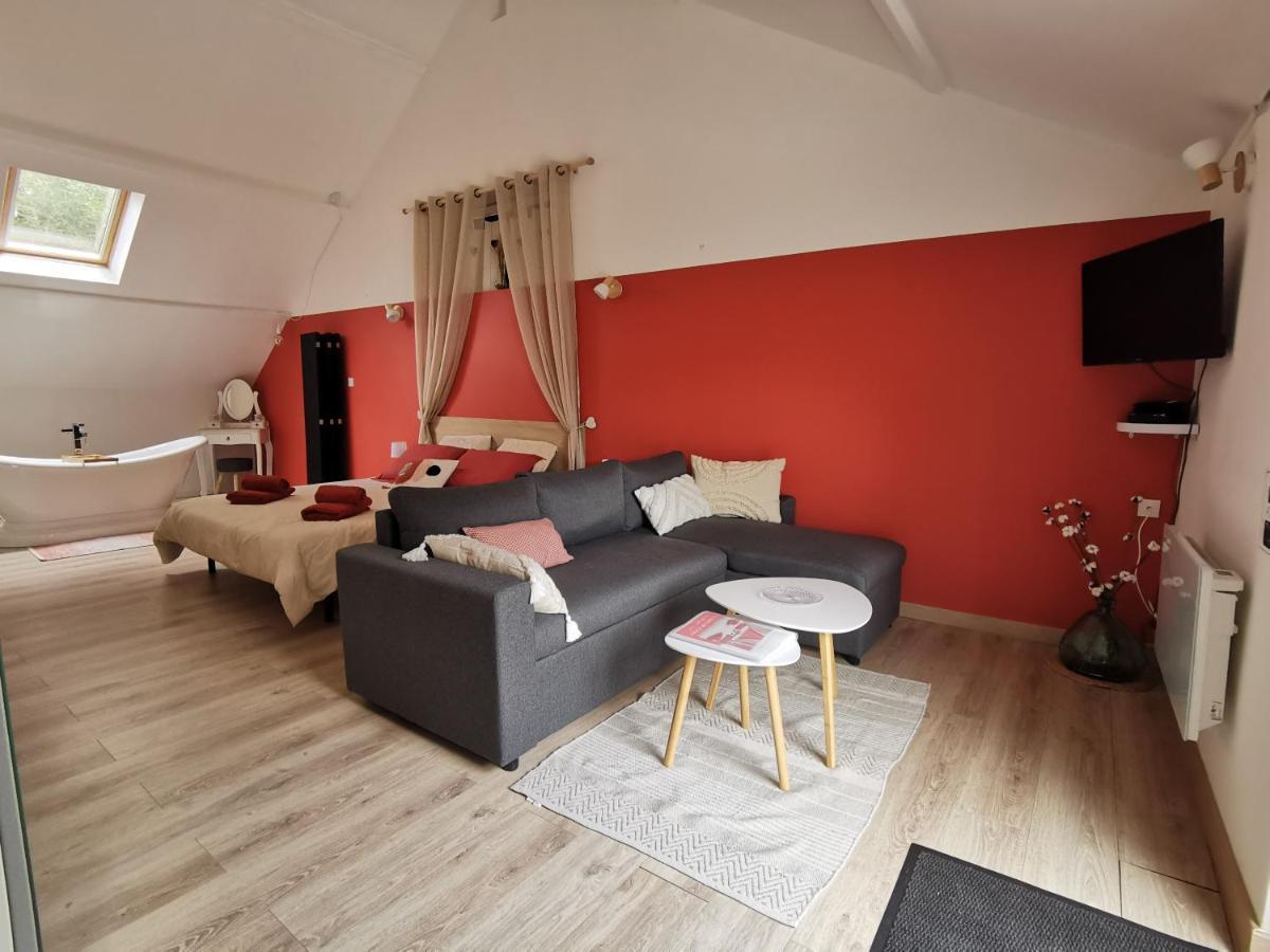 Les Lits De L'Arz Bed & Breakfast Malansac Екстериор снимка