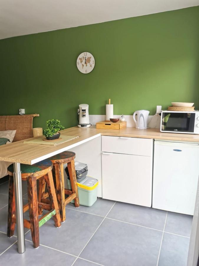 Les Lits De L'Arz Bed & Breakfast Malansac Екстериор снимка